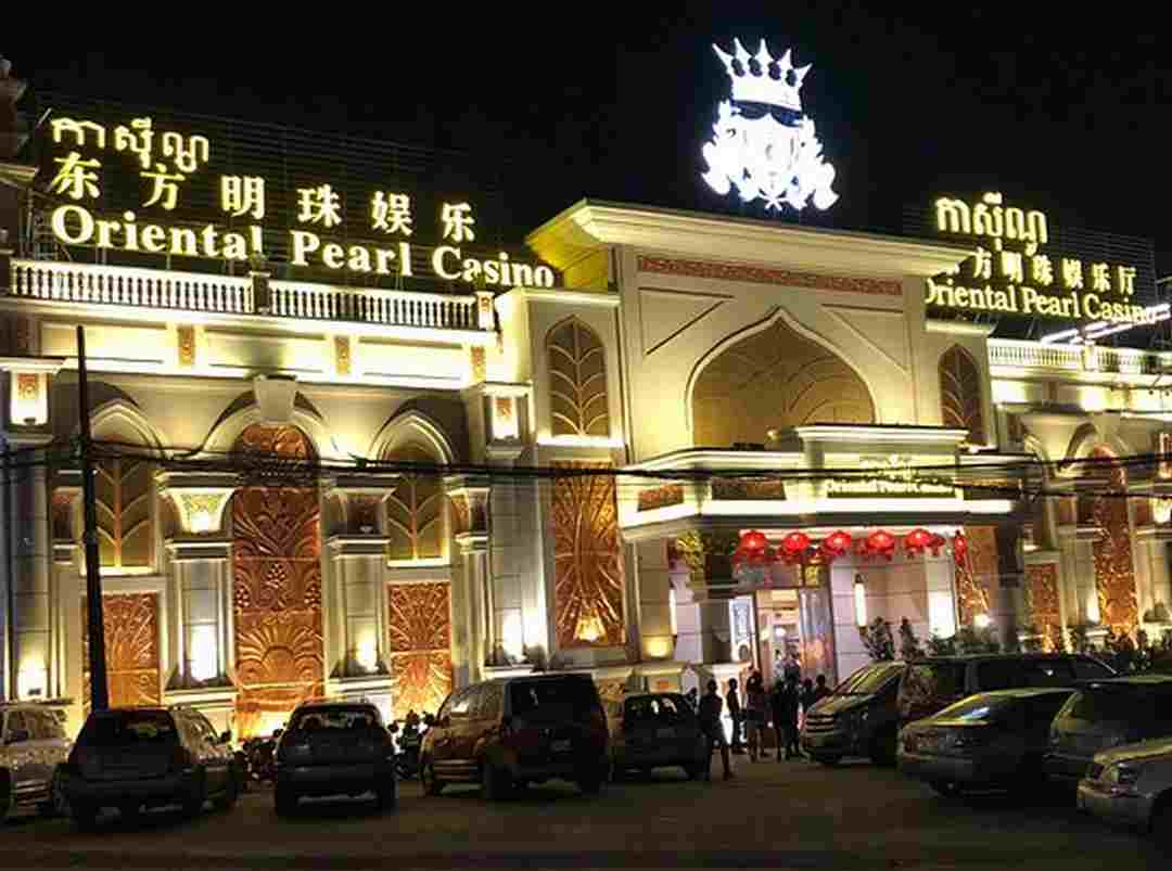 Oriental Pearl Casino lấp lánh ánh đèn